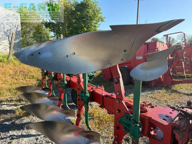 Kverneland charrue ls95 .