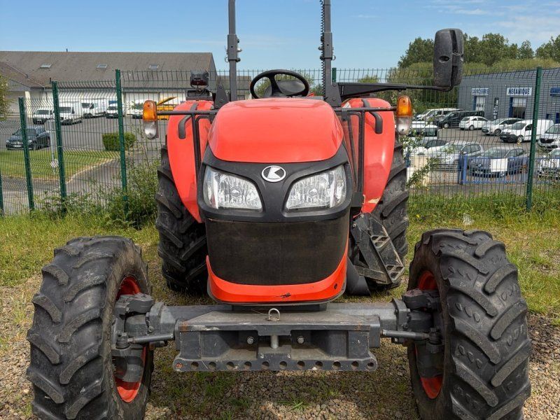 Kubota Tracteur agricole M4072DTH .