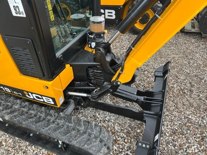 JCB 19c-1