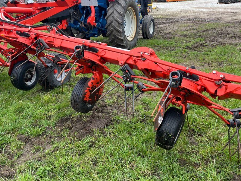 Kuhn GF10802 T  Bugseret