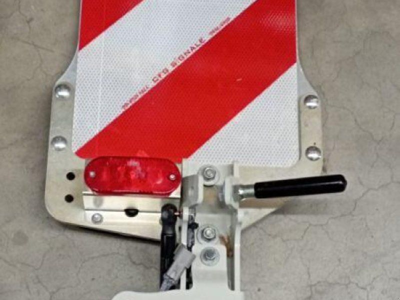 Claas WARNTAFEL + BELEUCHTUNG