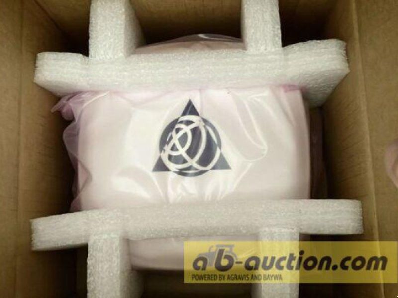 Claas TRIMBLE GFX 750  NAV 900