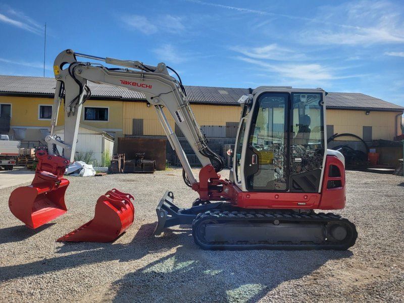 Takeuchi TB370