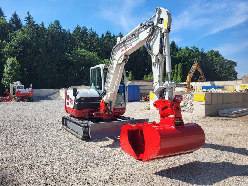 Takeuchi TB370