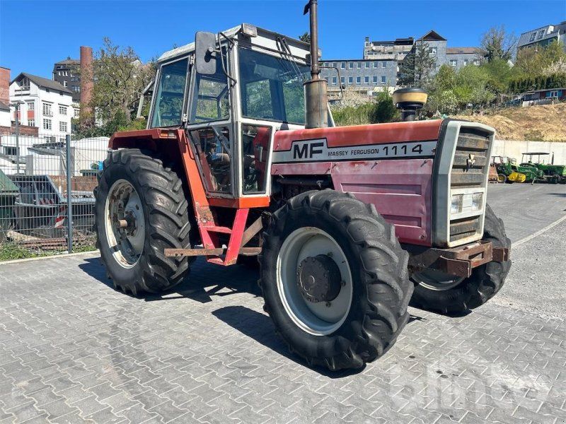 Massey Ferguson 1114