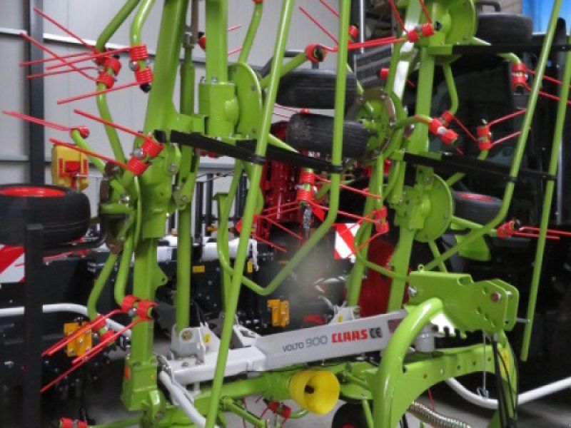 Claas Volto 900