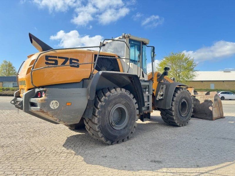 Liebherr L 576