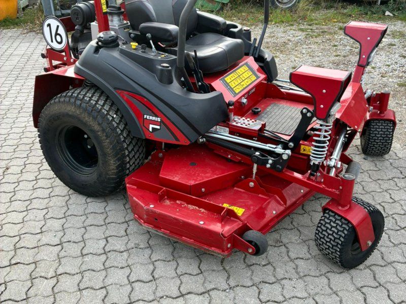 Ferris ISX 3300 Zero Turn