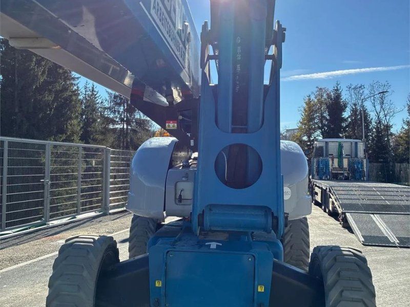 Niftylift HR 28 Hybrid 4x4