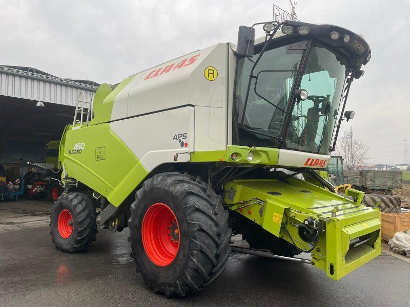 Claas Tucano 450