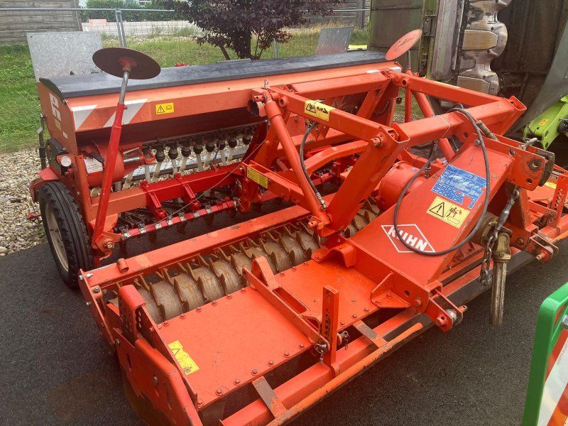 Kuhn HRB 302 + Reform Semo 100