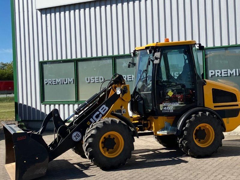 JCB 407