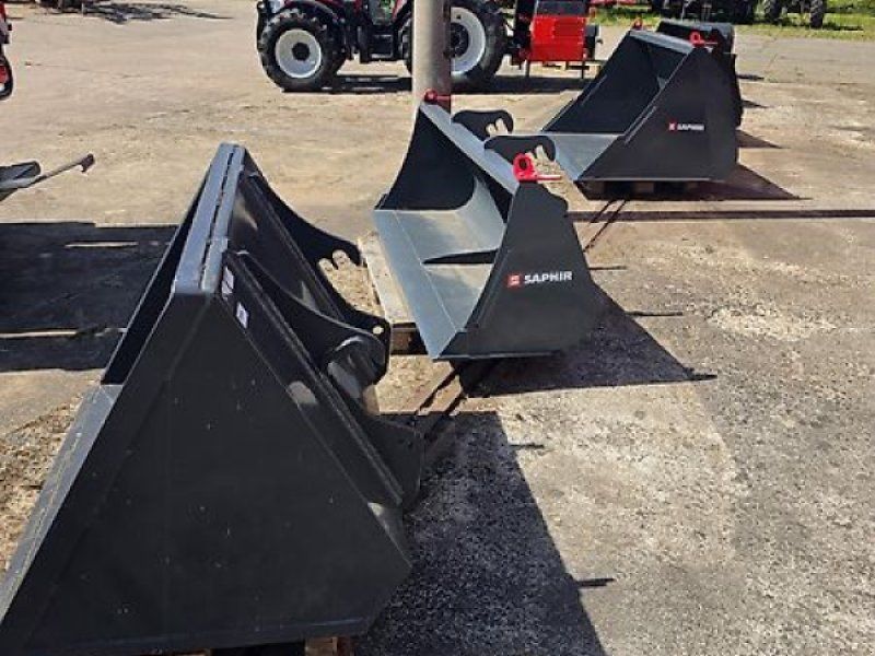 Diverse Frontladeranbaugeräte