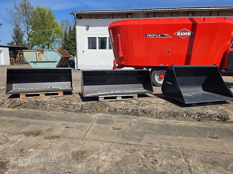 Diverse Frontladeranbaugeräte