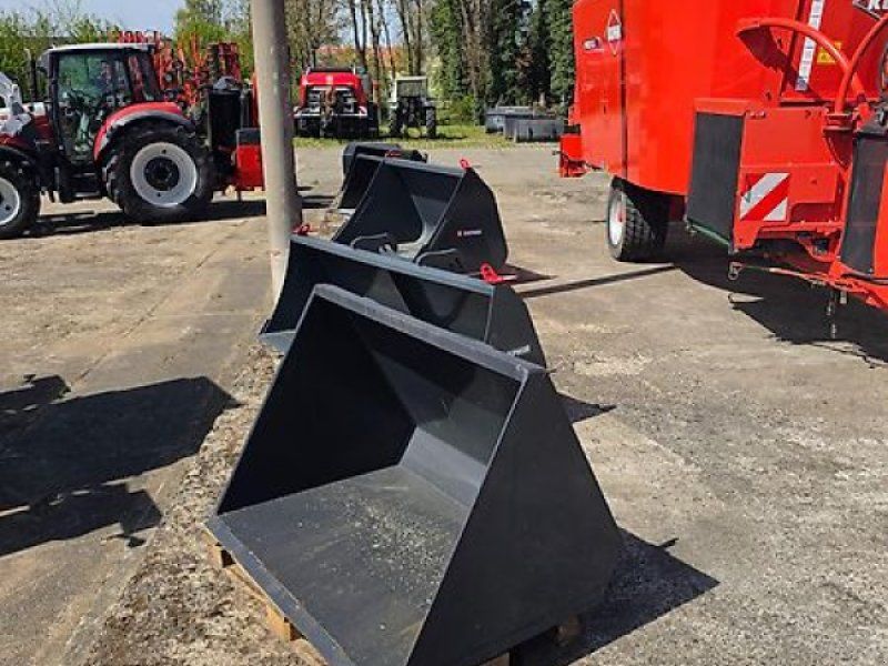 Diverse Frontladeranbaugeräte