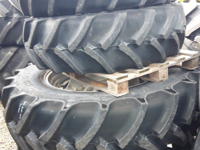 Mitas 420/85R38 + 340/85R28 AC85 RS