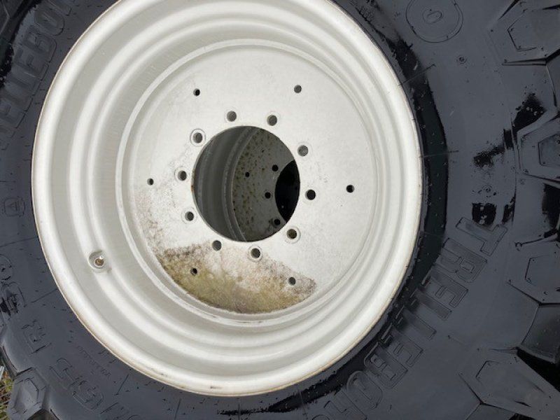 Trelleborg 540/65R30 + 650/65R42