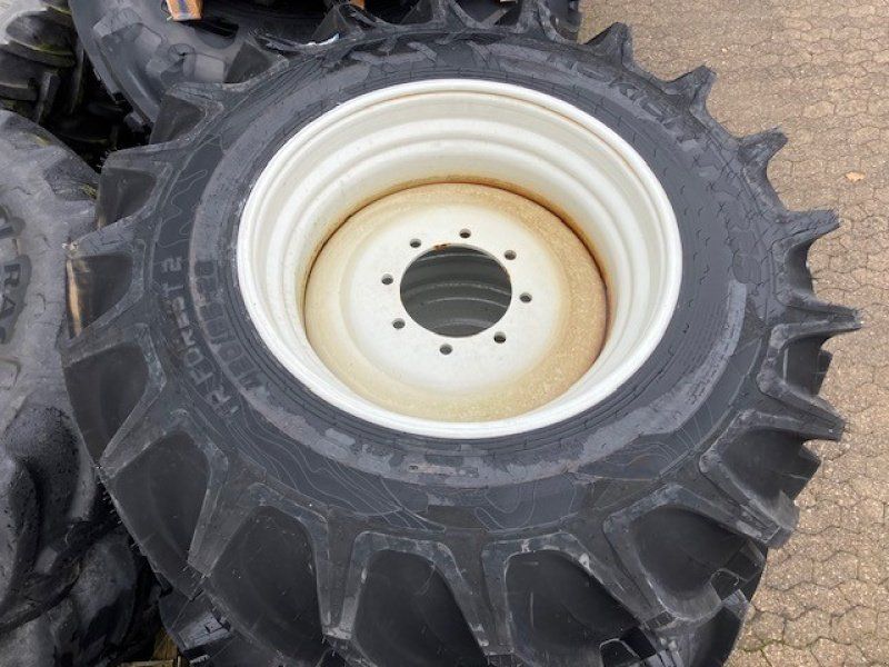 Nokian 20.8-38/14+16.9-28/14