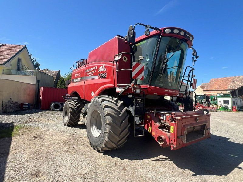 Case IH Axial-Flow 7088