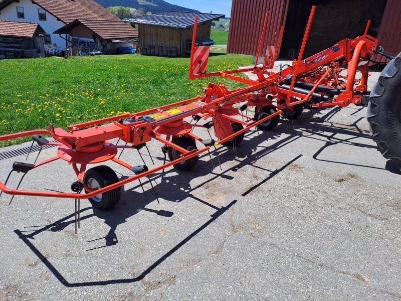 Kuhn GF 8702