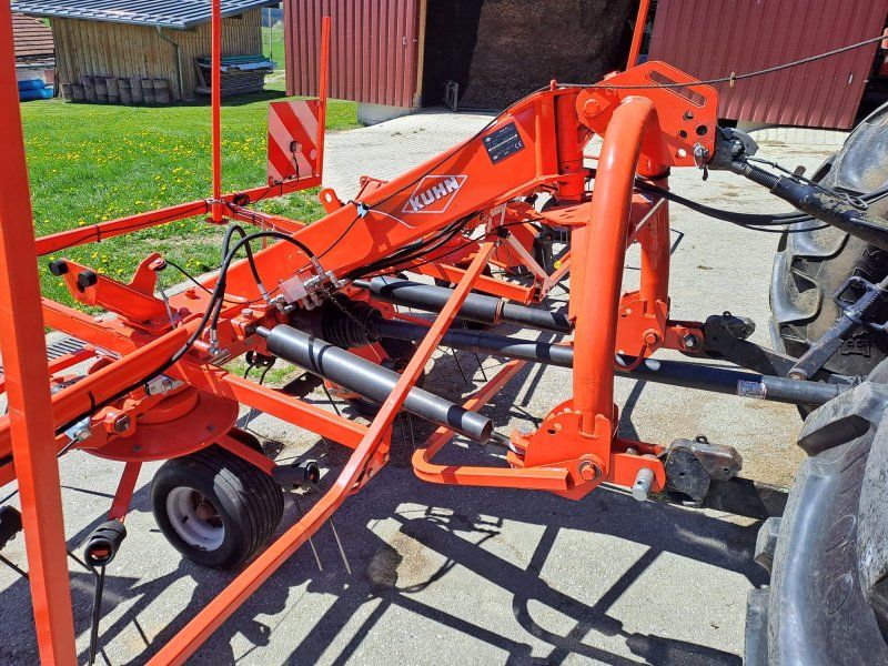 Kuhn GF 8702