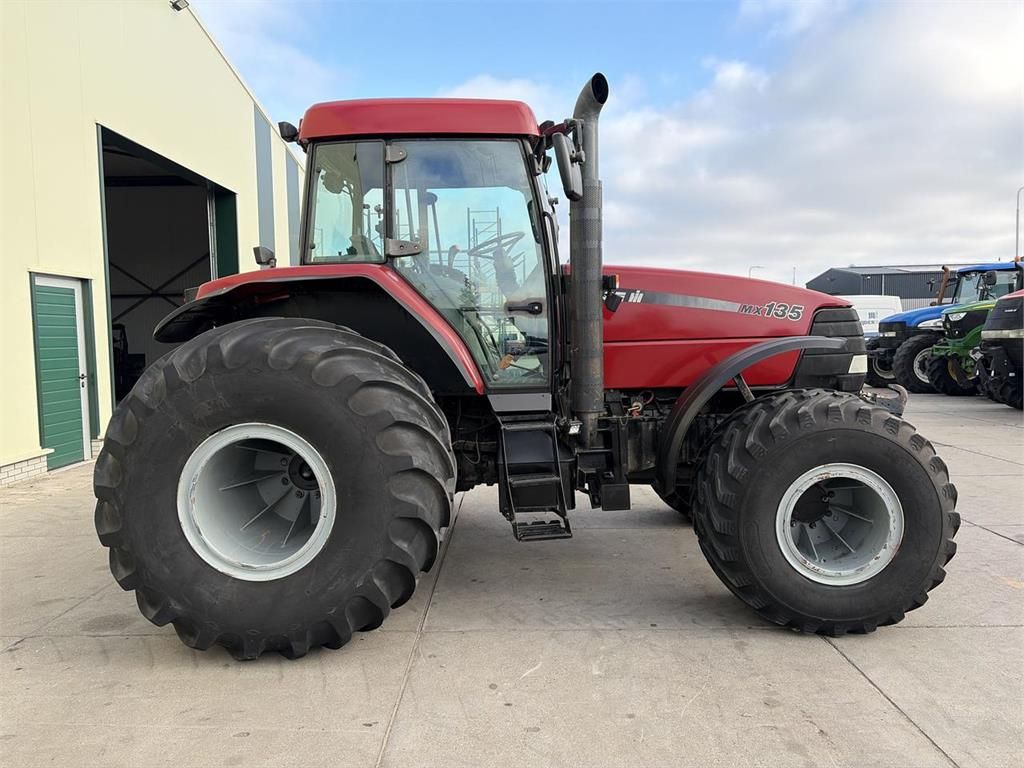 Case IH MX 135