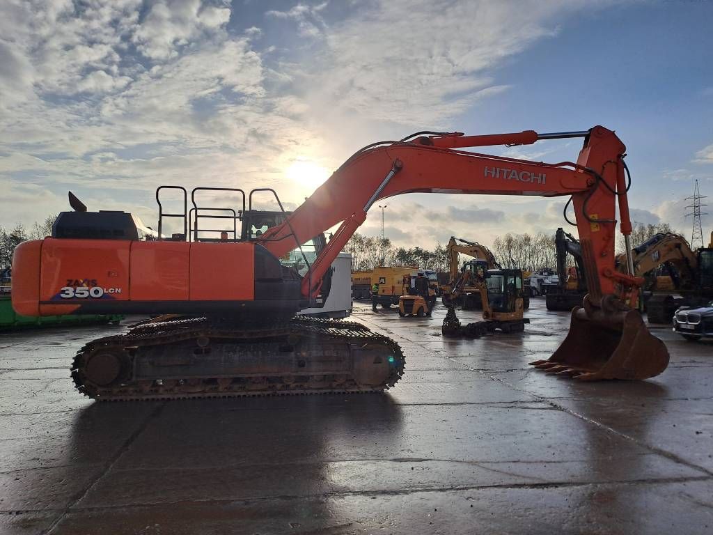 Hitachi ZX350LCN-6