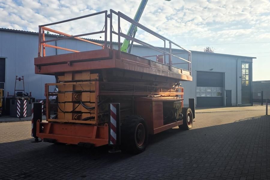 Holland Lift Megastar G320DL30-4WDS/N Diesel, 4x4x4 Drive, 34m