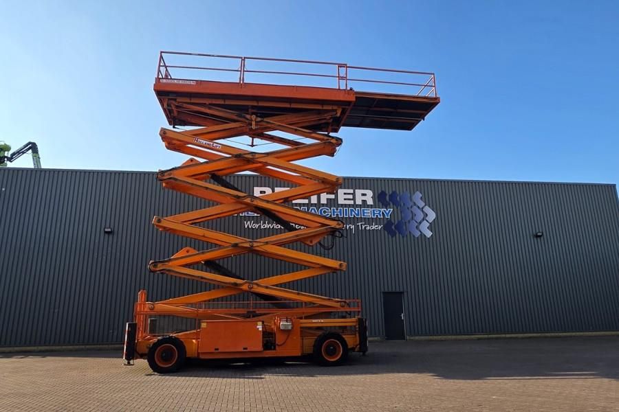 Holland Lift Megastar G320DL30-4WDS/N Diesel, 4x4x4 Drive, 34m