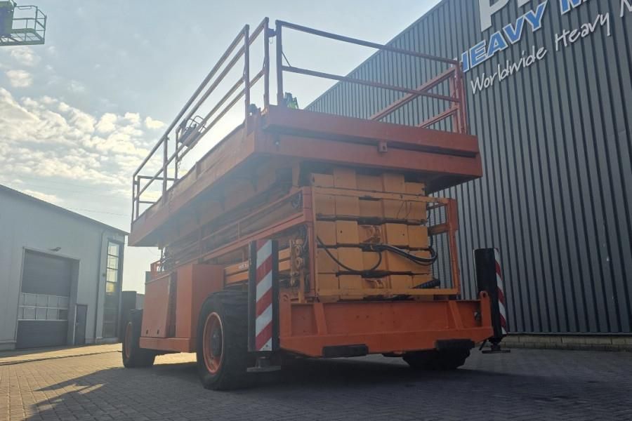 Holland Lift Megastar G320DL30-4WDS/N Diesel, 4x4x4 Drive, 34m