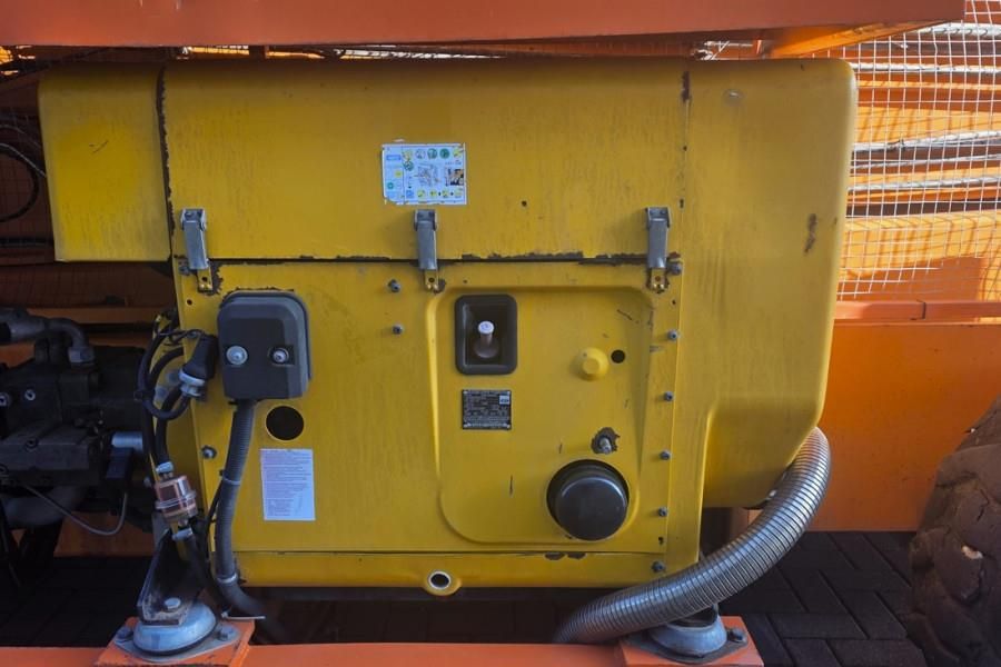 Holland Lift Megastar G320DL30-4WDS/N Diesel, 4x4x4 Drive, 34m