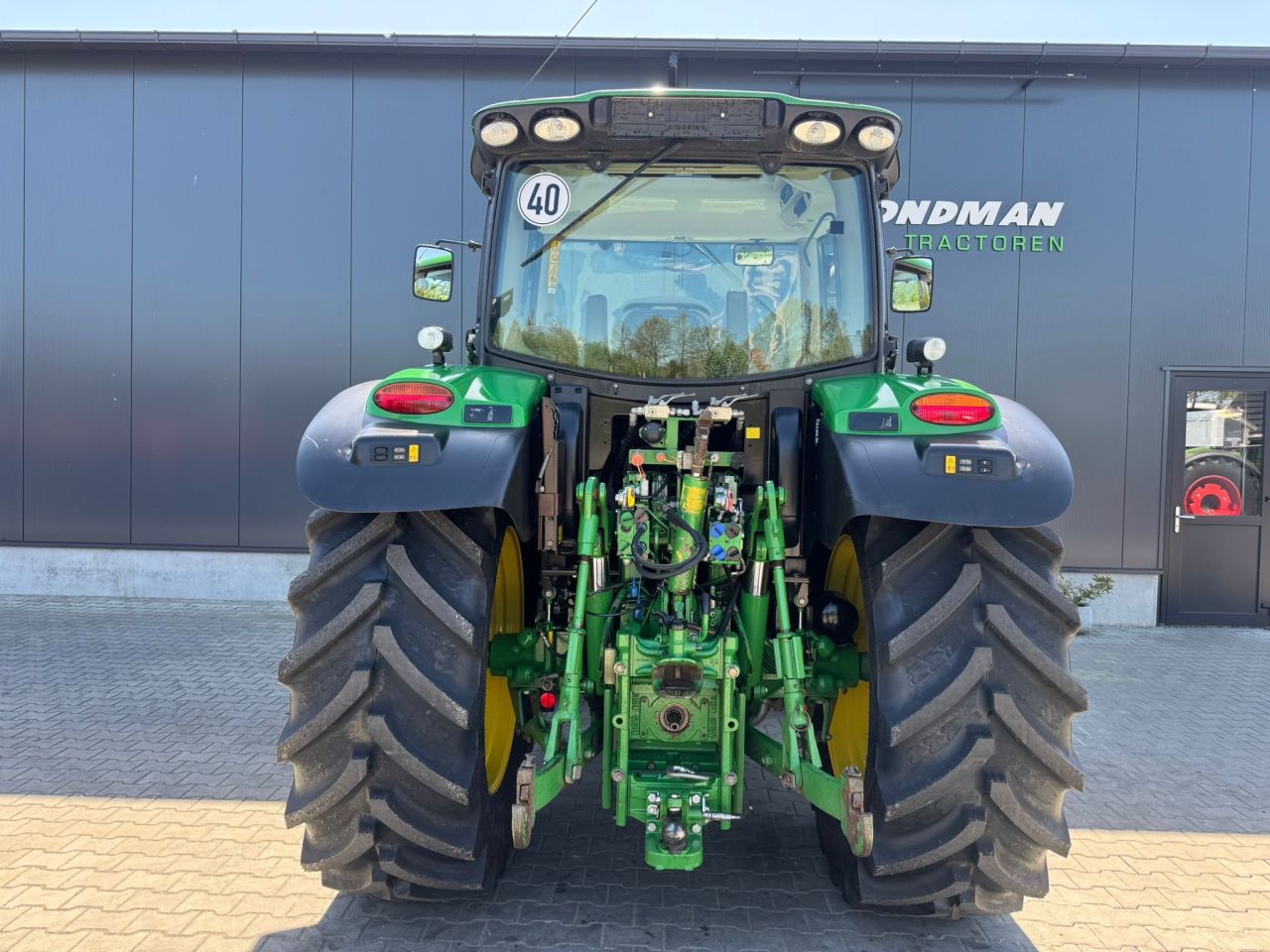 John Deere 6125R AQ