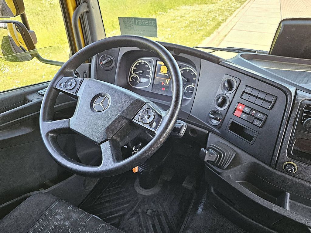 MERCEDES-BENZ ATEGO 1323