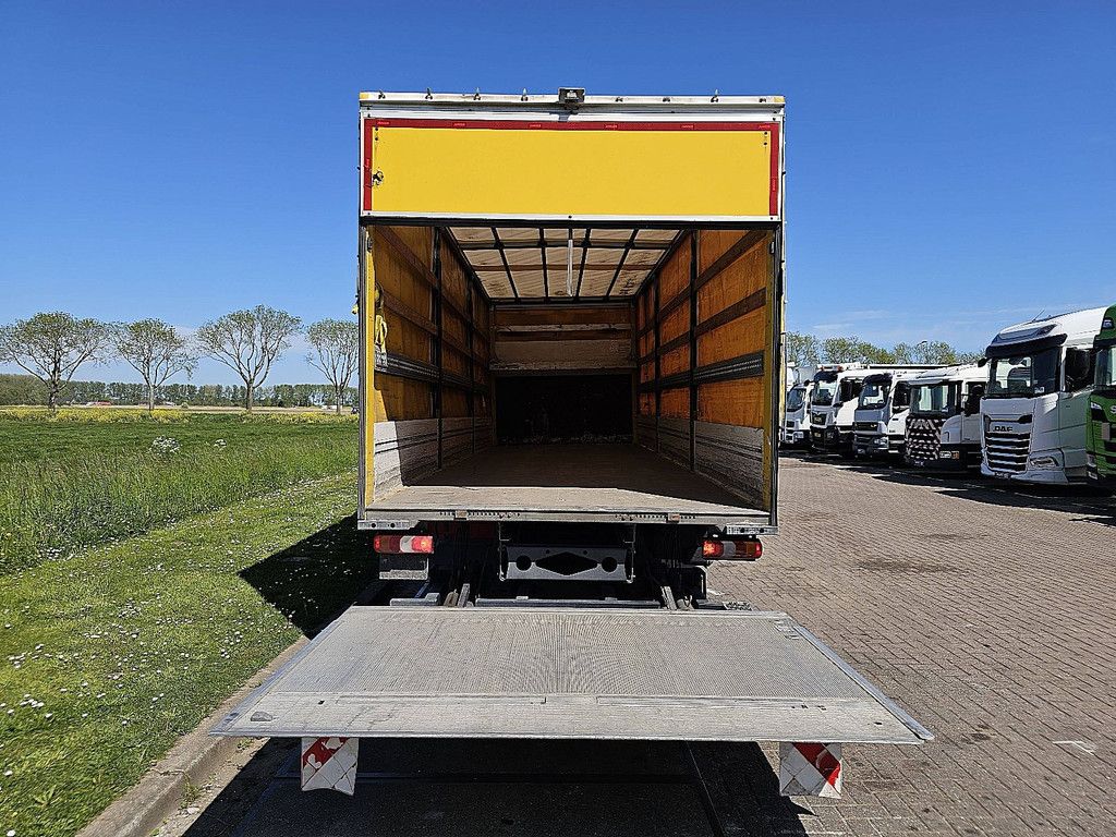 MERCEDES-BENZ ATEGO 1323