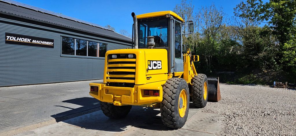 JCB 411 loader
