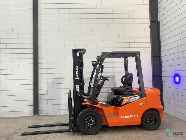 Forklifts Electric Noblelift CPD25-AF1H 2025 Triplex