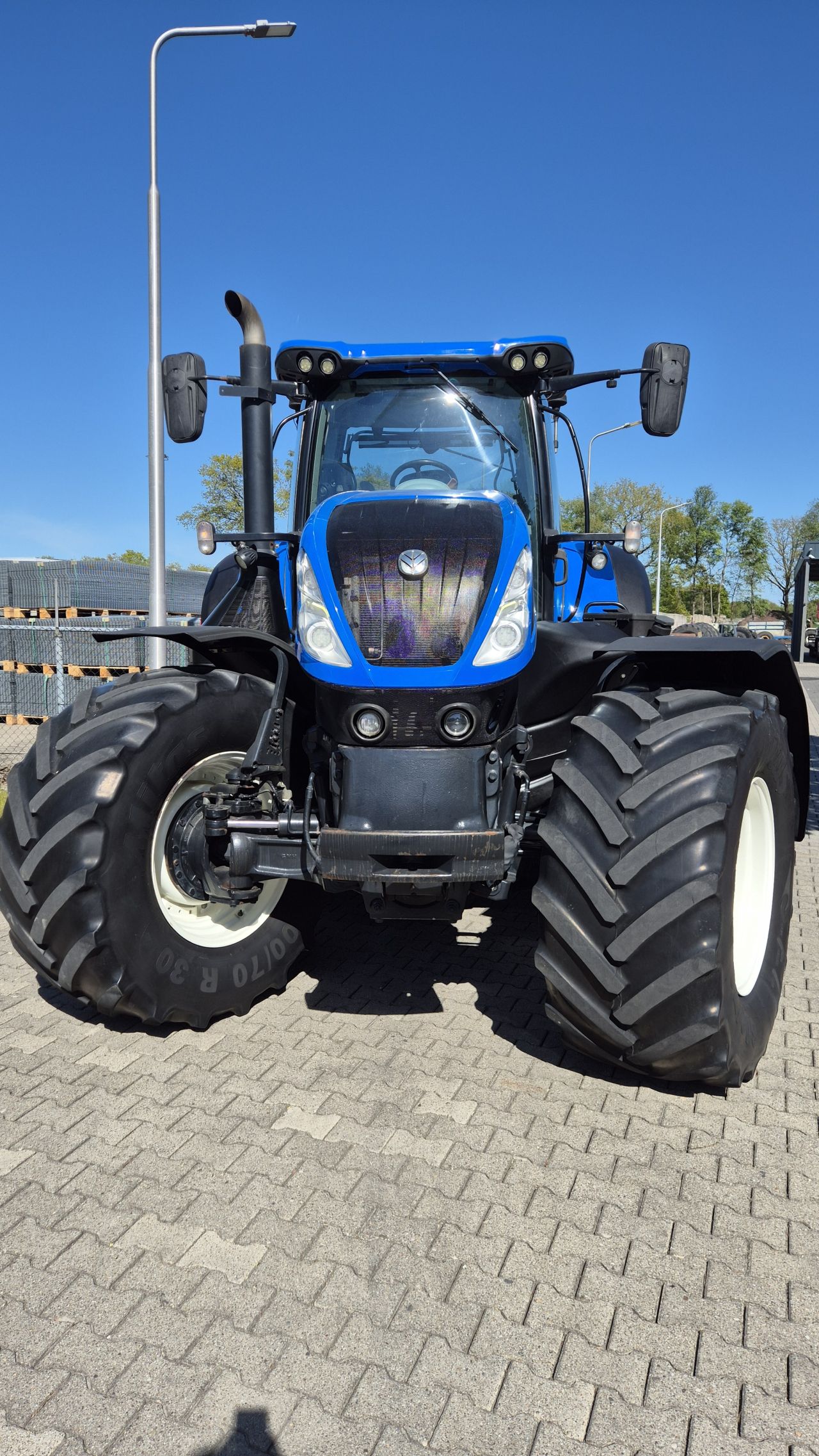 New Holland T7.315 HD AC50, Luchtdrukremmen