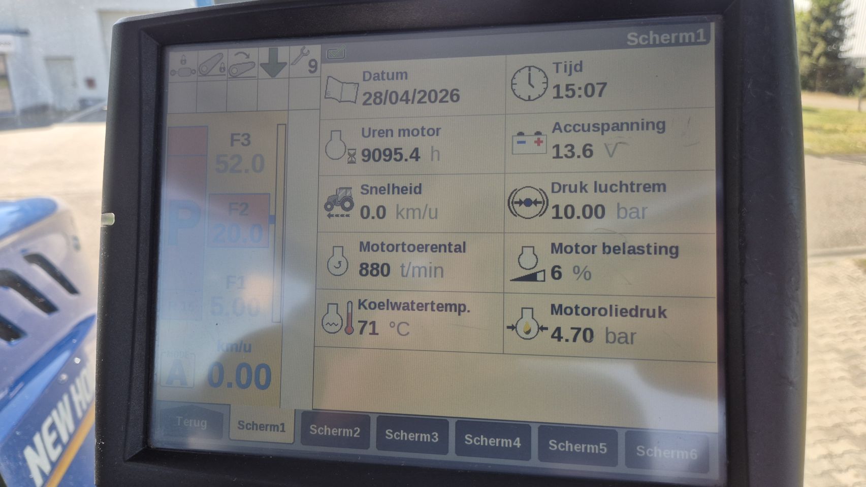 New Holland T7.315 HD AC50, Luchtdrukremmen