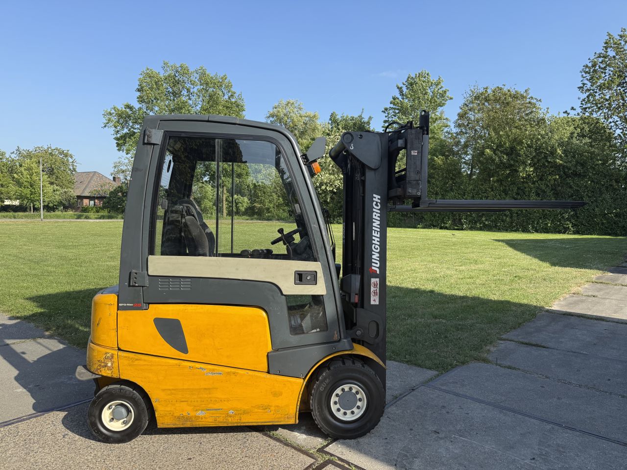Jungheinrich 2500KG Sideshift vorkversteller uitschuifvorken