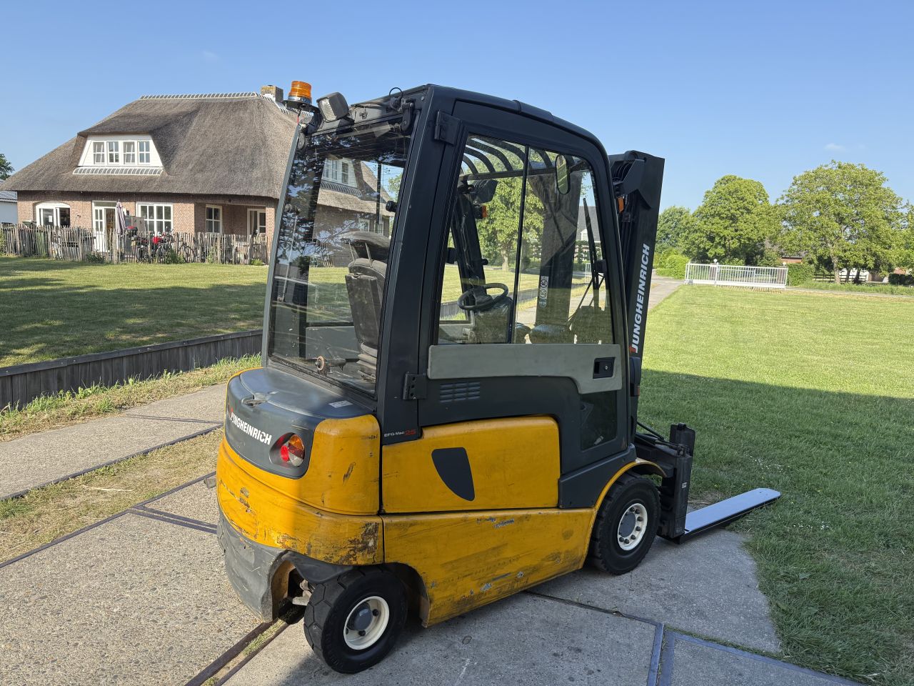 Jungheinrich 2500KG Sideshift vorkversteller uitschuifvorken