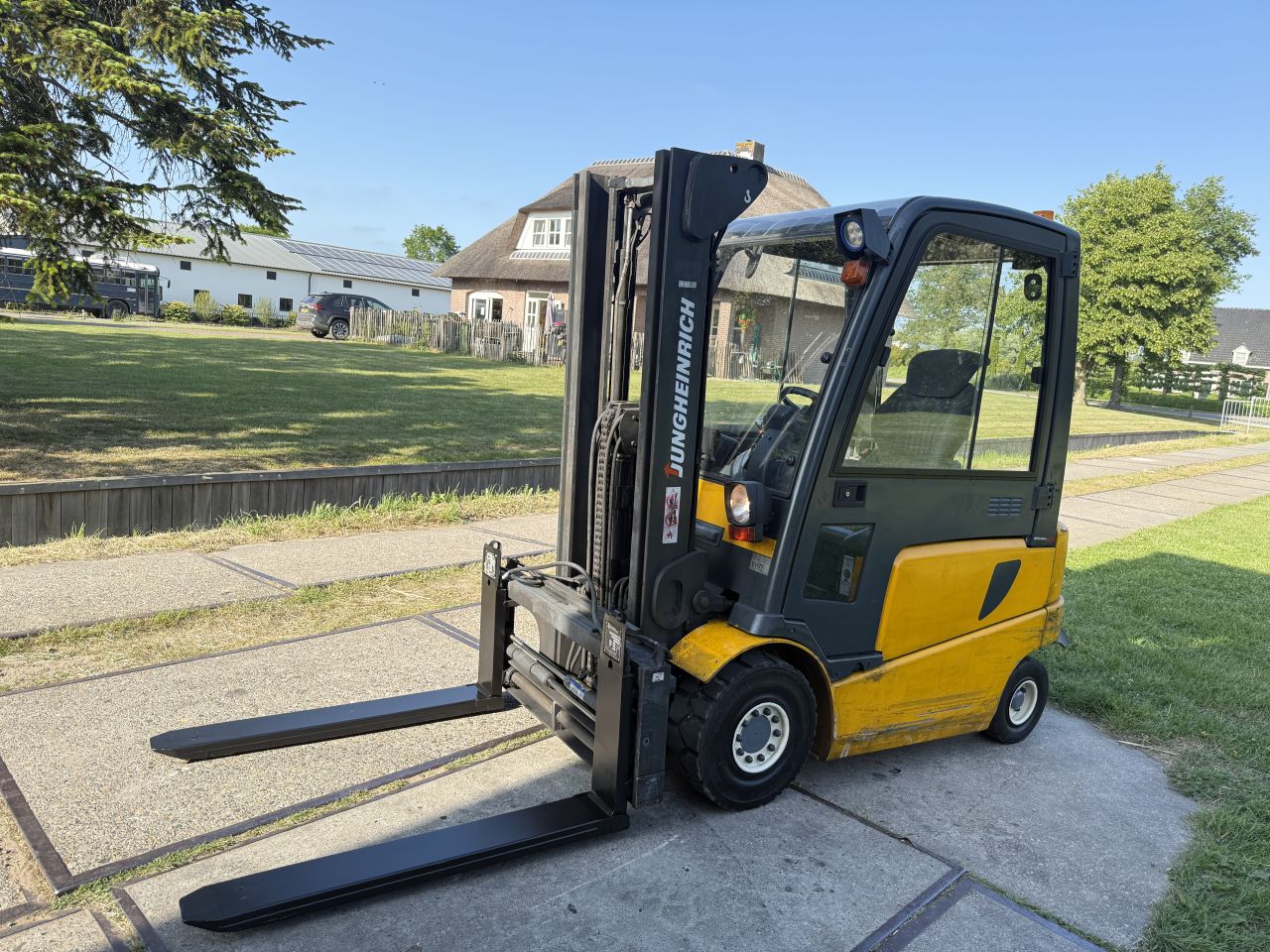 Jungheinrich 2500KG Sideshift vorkversteller uitschuifvorken