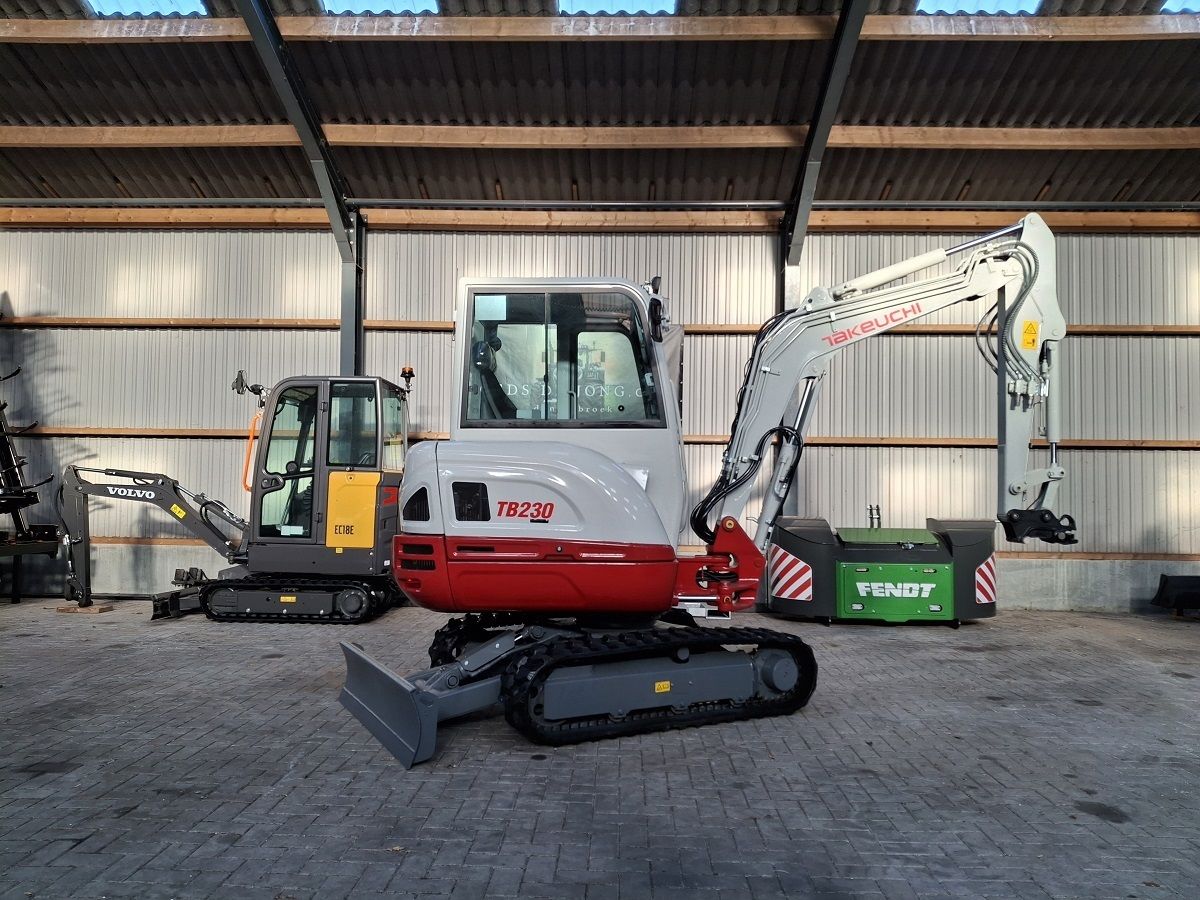 Takeuchi TB230, minigraver, minikraan, BJ2026, Nieuw!
