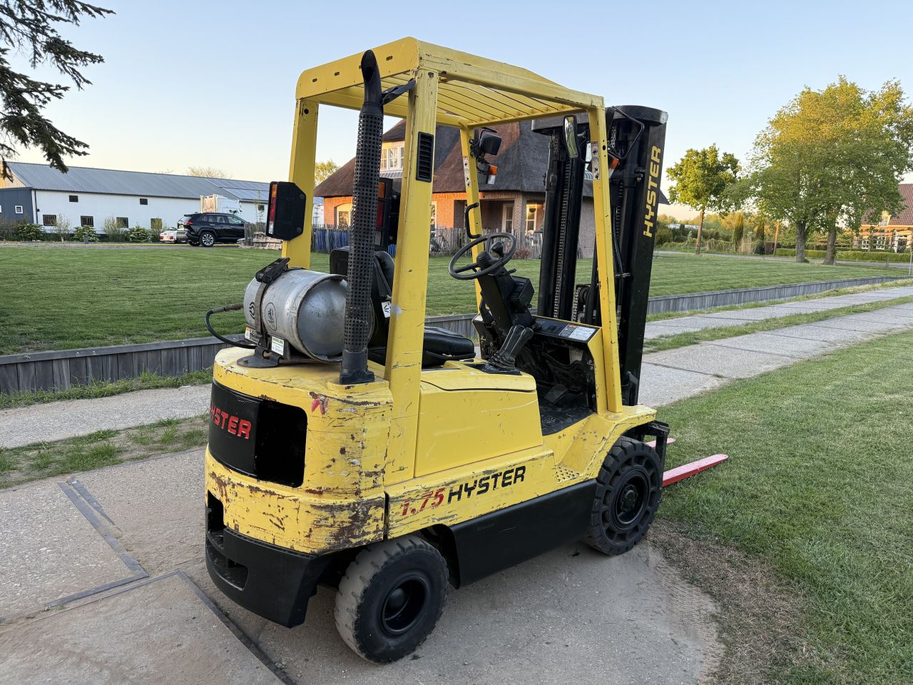 Hyster 1750KG lpg heftruck triplex 4.9M freelift Sideshift