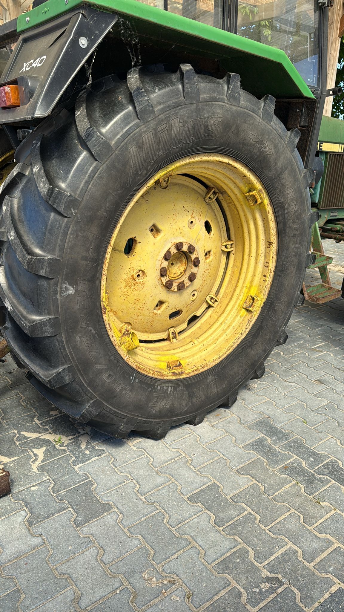 John Deere 2040 bj 1980 16821 uur gedraaid. Van paardenhouder