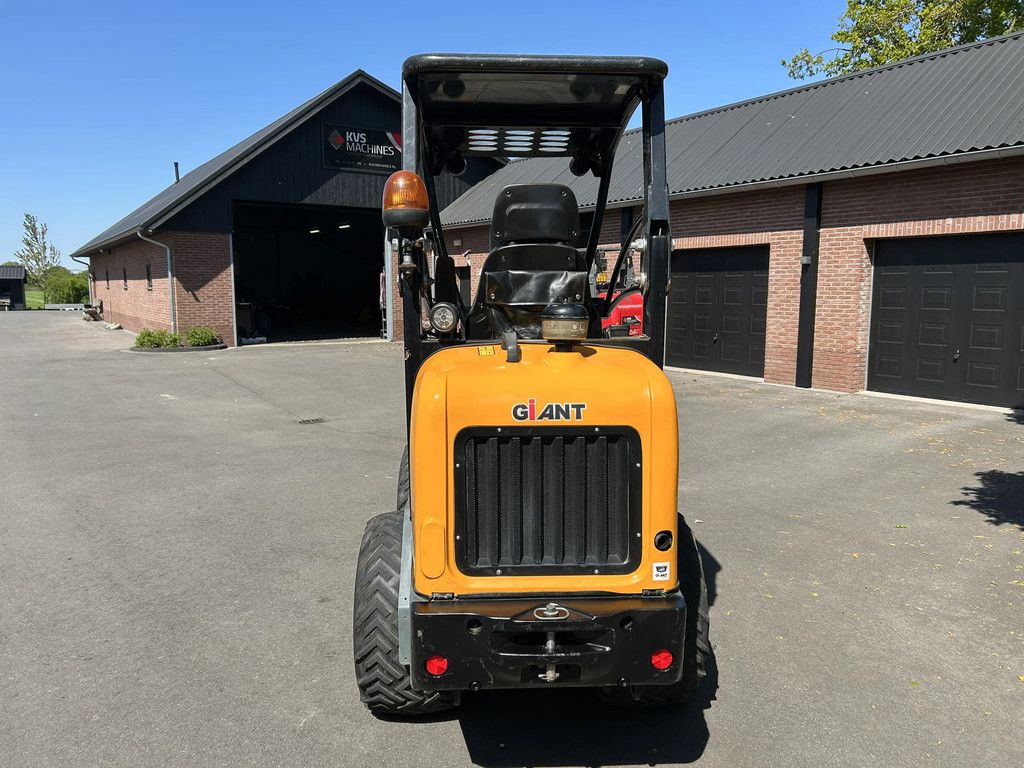 Giant D332SWT X-tra HD