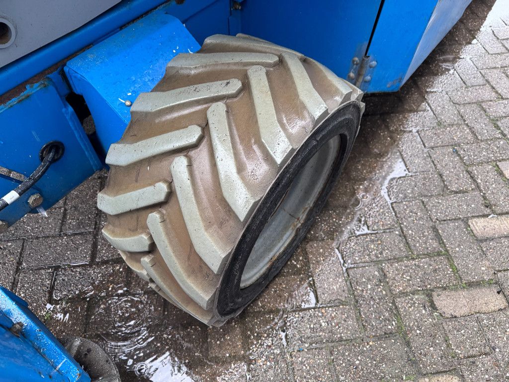 Genie GS3369DC Hoogwerker Schaarhoogwerker