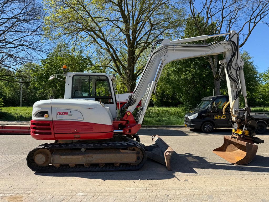 Takeuchi TB290