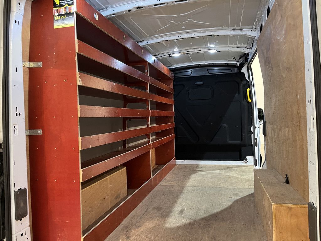 Ford Transit 330 2.0 TDCI L3H2 Trend 130 PK / Euro 6 / Airco / CarPlay / Cruise Control / PDC / Navigatie / Imperiaal