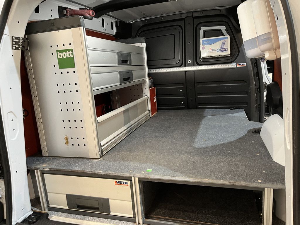 Mercedes-Benz Citan 108 CDI L1 Pro / Euro 6 / Servicebus / Bott inrichting / 220V / Airco / CarPlay / Camera / Cruise Control / Navigatie / 36.000 KM !!