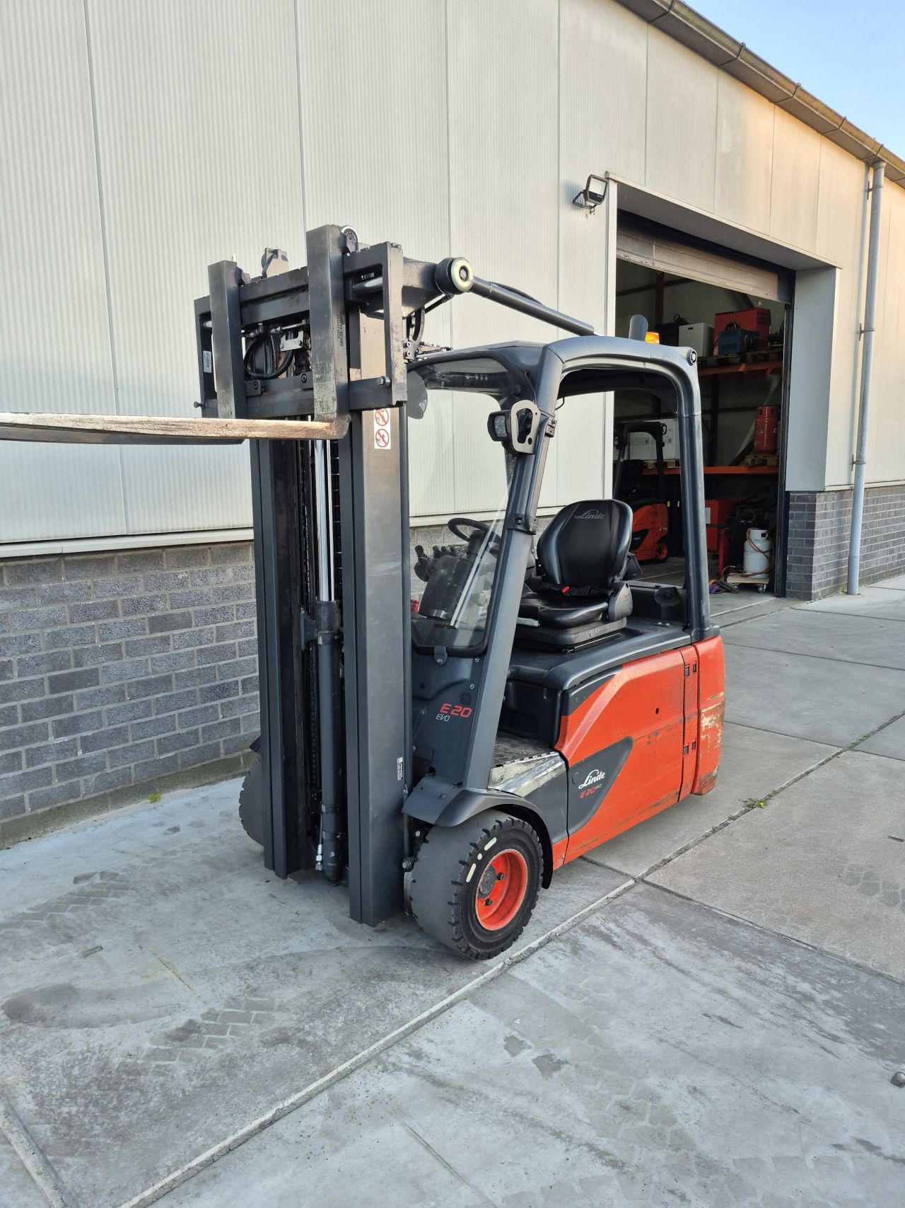 Linde E20L-02 triplex sideshift 4.620 mm bj 2020